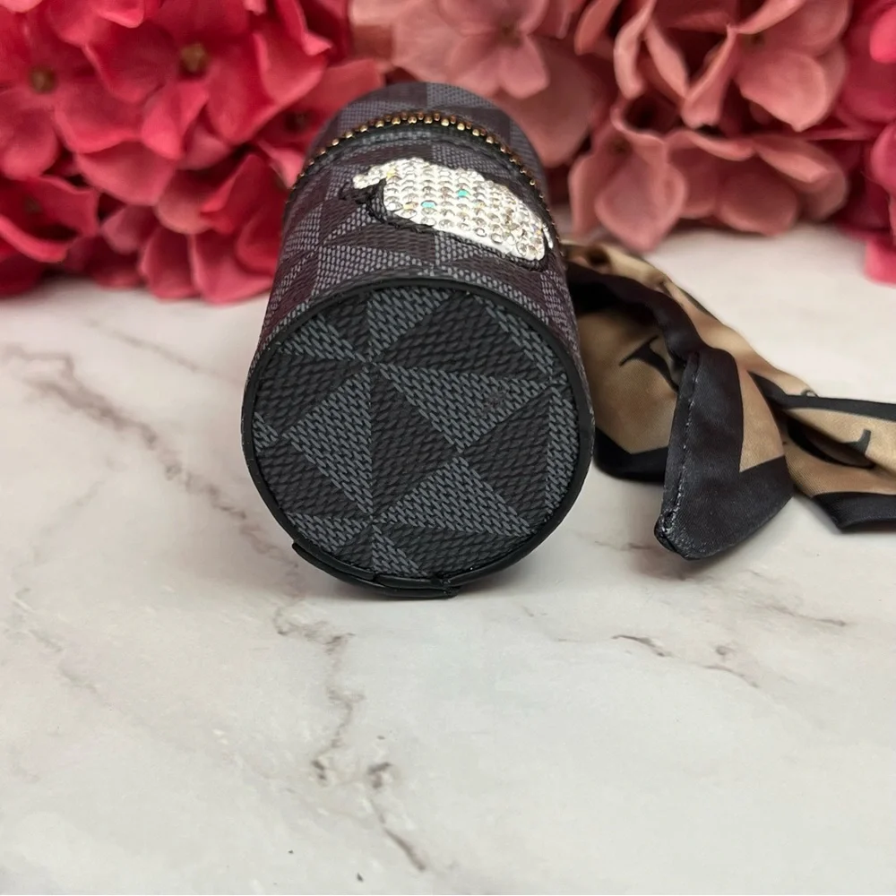 Mickey Mouse Coin Purse with Ribbon Tassel Keychain - Picture 12 of 16